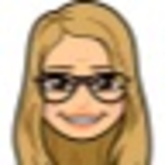 Meet your Posher, Sarah - Picture 1 of 1